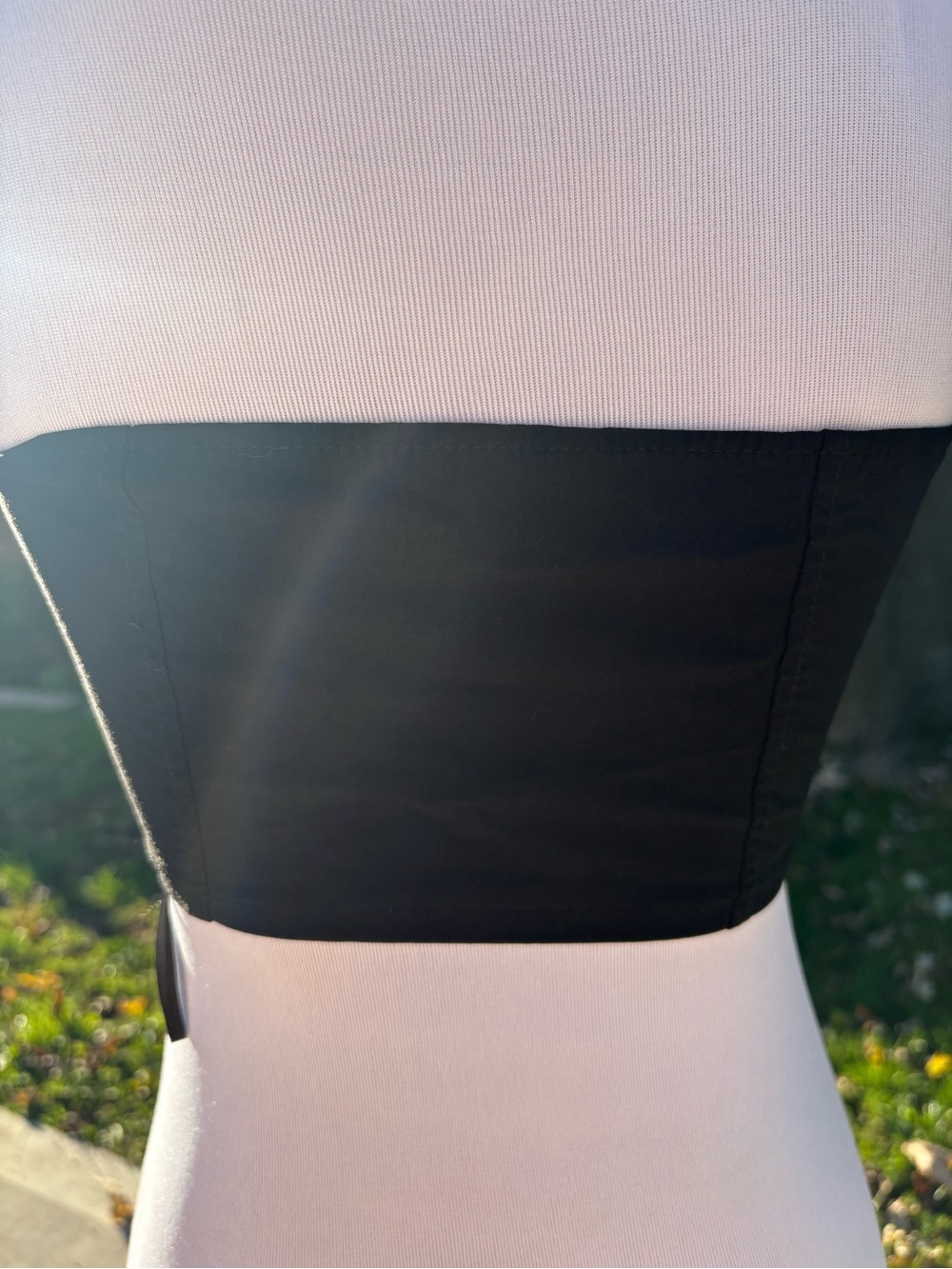 H&M Black Cropped Halter Button Tank - Picture 3 of 3